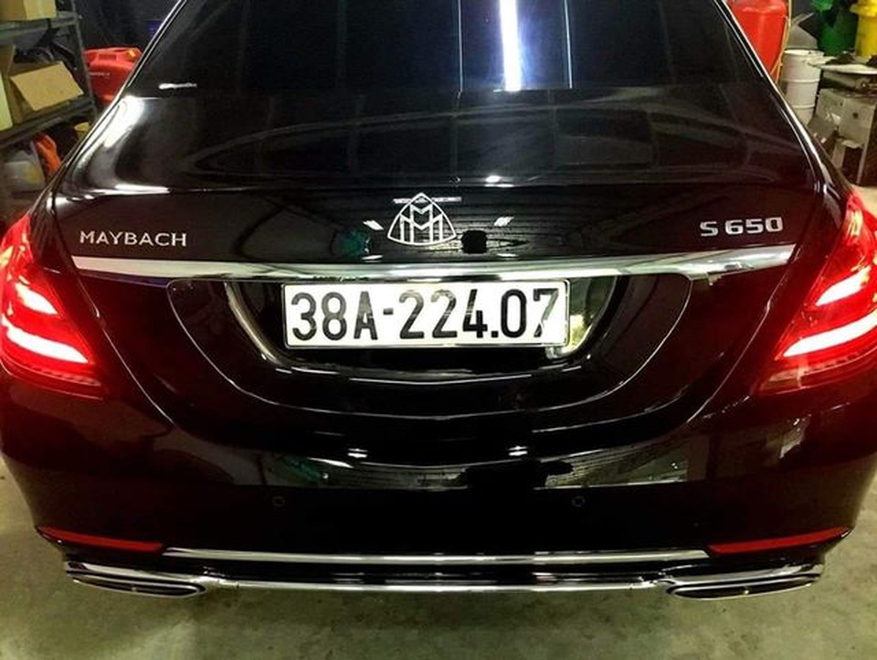 “Phi đội xe khủng” của gia đình nữ đại gia 8x vừa chi 17 tỷ đồng mua xe Maybach S650 2019 - 2 “Phi đội xe khủng” của gia đình nữ đại gia 8x vừa chi 17 tỷ đồng mua xe Maybach S650 2019 - 2