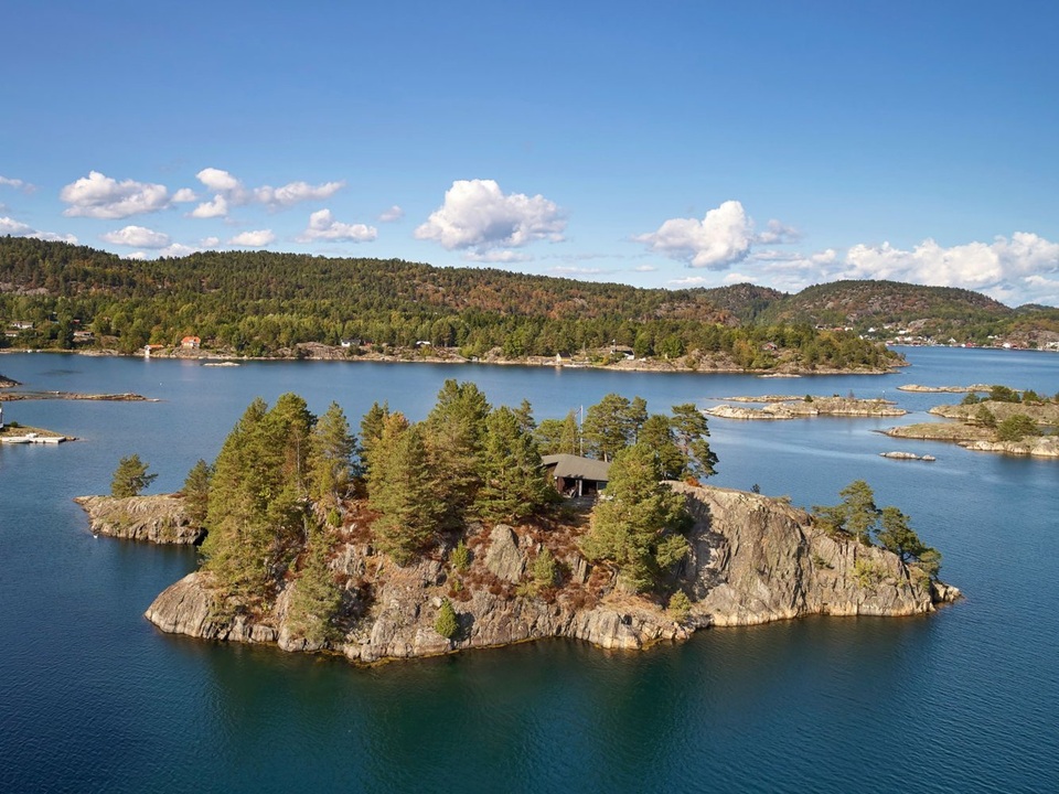 Chiêm ngưỡng ngôi nhà tĩnh lặng nằm biệt lập trên hòn đảo nhỏ xanh mát - 1