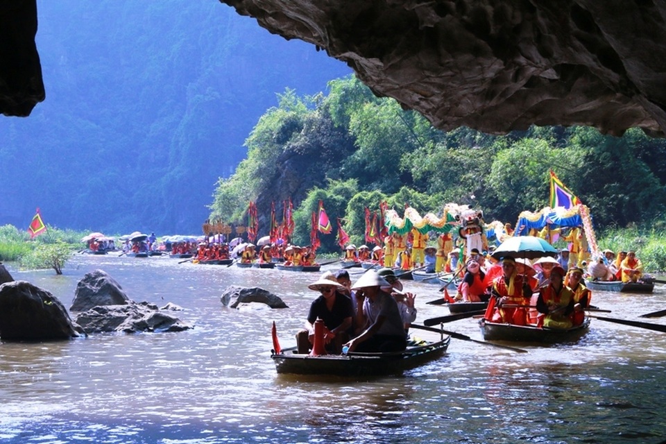 Mãn nhãn sắc vàng Tam Cốc trong tuần lễ du lịch Ninh Bình - 11