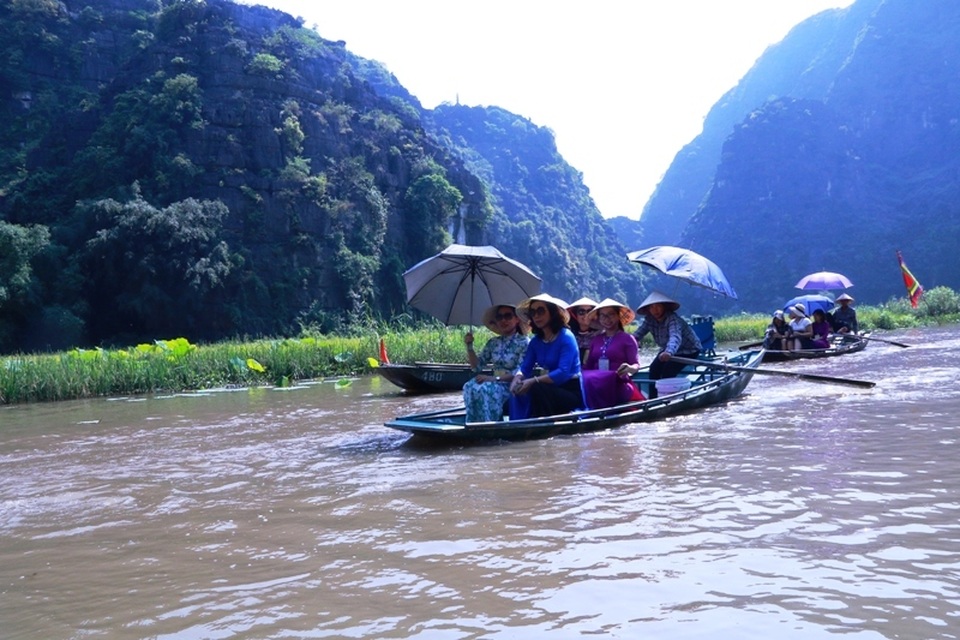 Mãn nhãn sắc vàng Tam Cốc trong tuần lễ du lịch Ninh Bình - 10