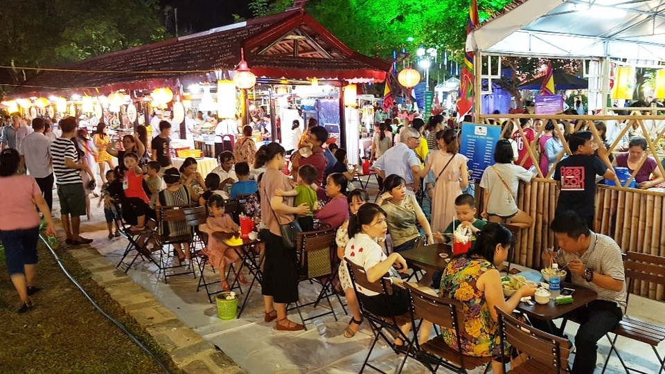 Hấp dẫn lễ hội ẩm thực chay đầu tiên tại cố đô Huế - 2 Hấp dẫn lễ hội ẩm thực chay đầu tiên tại cố đô Huế - 2