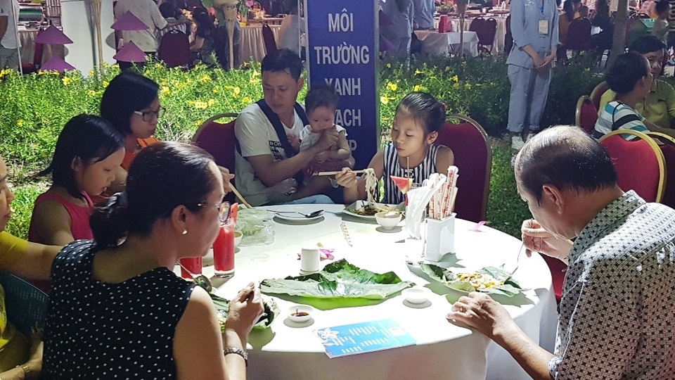 Hấp dẫn lễ hội ẩm thực chay đầu tiên tại cố đô Huế - 10 Hấp dẫn lễ hội ẩm thực chay đầu tiên tại cố đô Huế - 10