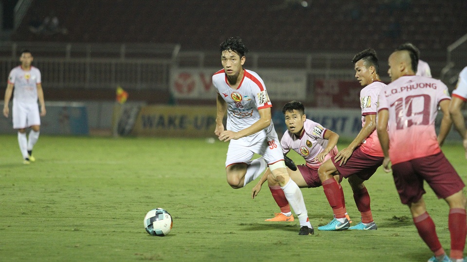 Nội binh phải gánh luôn vai trò của ngoại binh tại CLB Viettel - 2