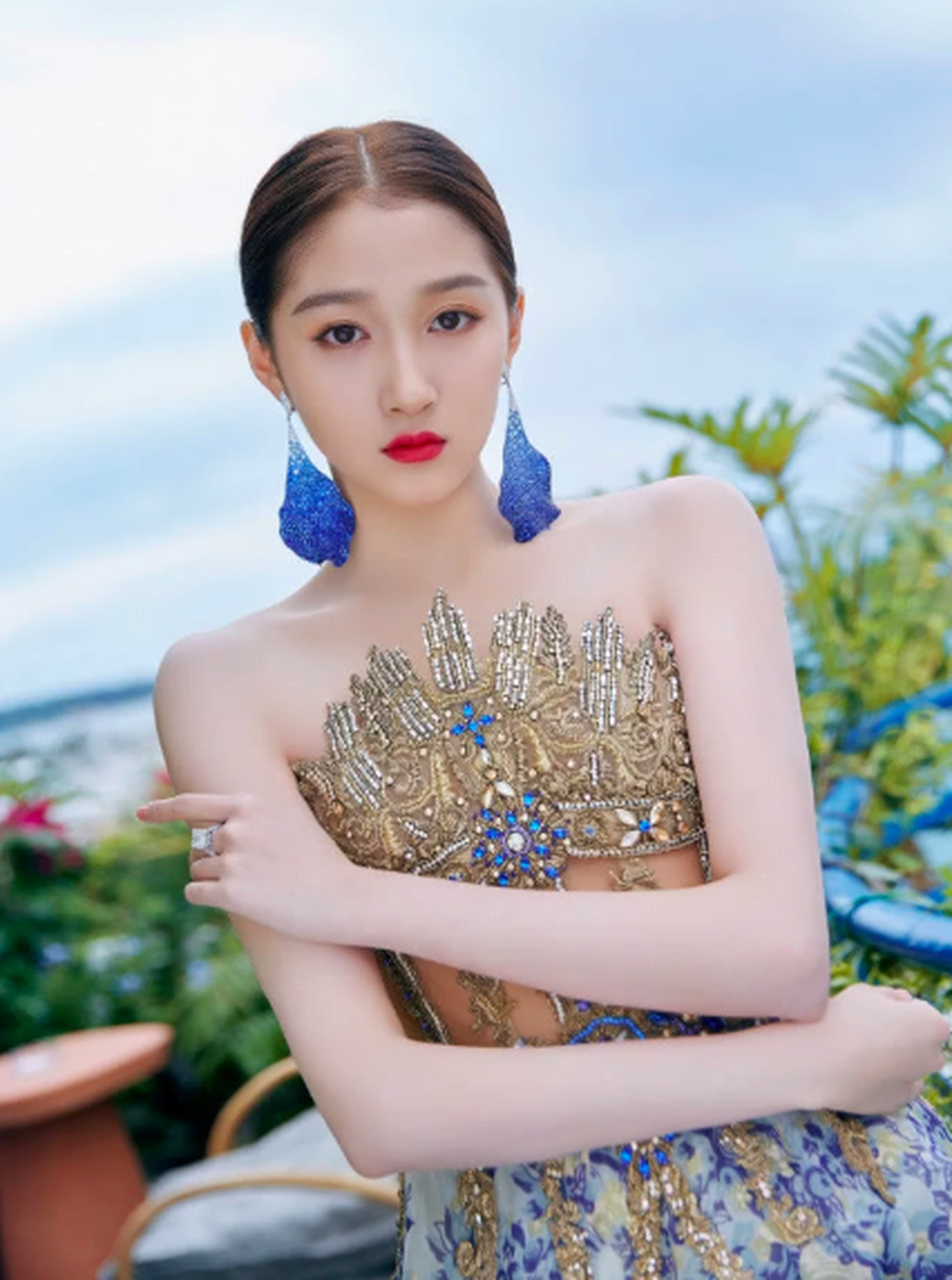 Quan Hiểu Đồng đẹp mơ mộng tại Cannes 2019 - 3 Quan Hiểu Đồng đẹp mơ mộng tại Cannes 2019 - 3