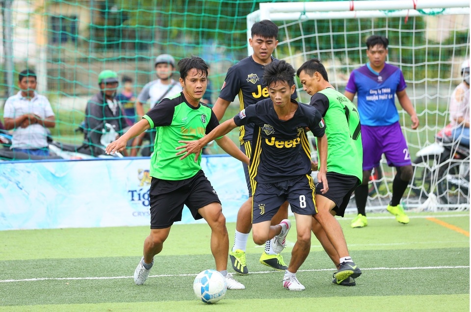 Tiger Street Football chính thức lăn bóng: Giải đấu gắt nhất là đây! - 2 Tiger Street Football chính thức lăn bóng: Giải đấu gắt nhất là đây! - 2