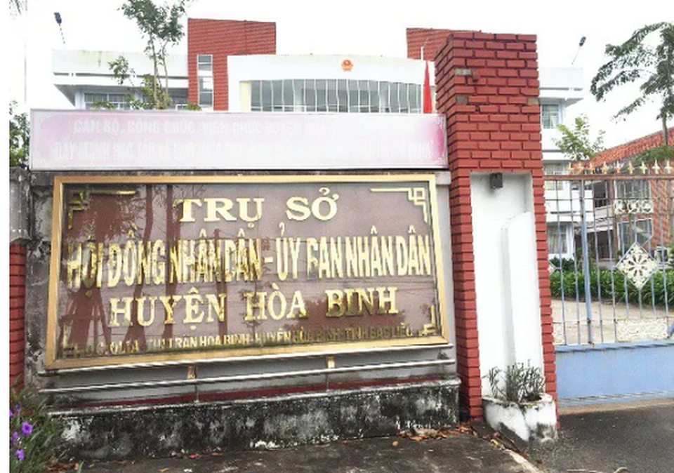 Bạc Liêu kỷ luật khiển trách một Bí thư huyện - 1 Bạc Liêu kỷ luật khiển trách một Bí thư huyện - 1