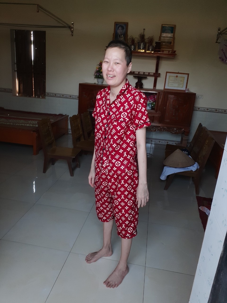 Bạn đọc Dân trí chung tay đưa người phụ nữ dân tộc Mông từ cõi chết trở về - 5 Bạn đọc Dân trí chung tay đưa người phụ nữ dân tộc Mông từ cõi chết trở về - 5