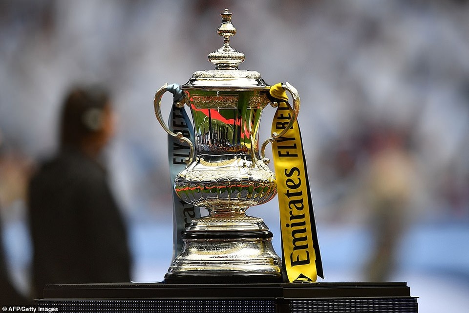 Man City 6-0 Watford: Man City hoàn tất cú ăn ba - 2 Man City 6-0 Watford: Man City hoàn tất cú ăn ba - 2