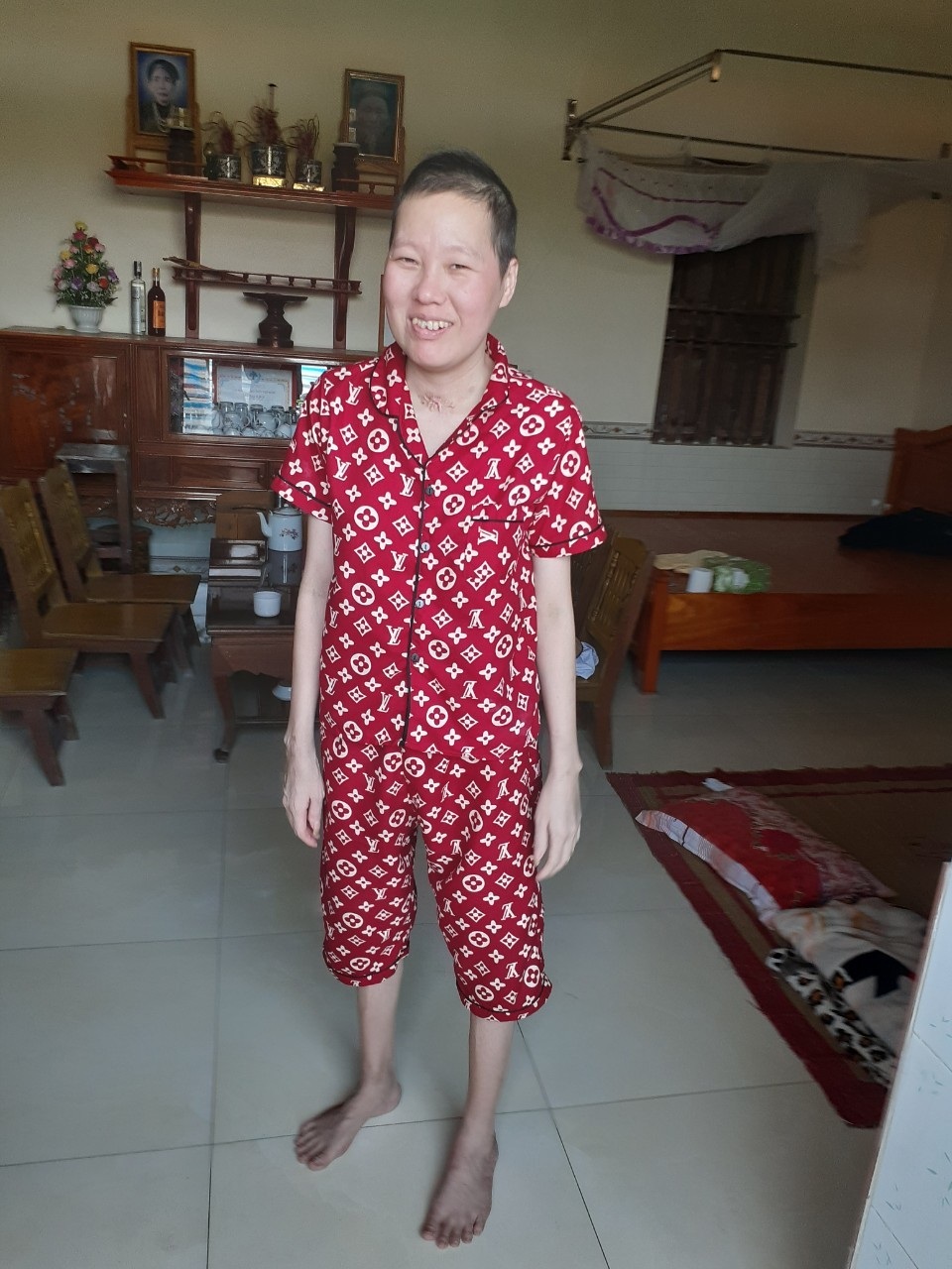 Bạn đọc Dân trí chung tay đưa người phụ nữ dân tộc Mông từ cõi chết trở về - 6 Bạn đọc Dân trí chung tay đưa người phụ nữ dân tộc Mông từ cõi chết trở về - 6