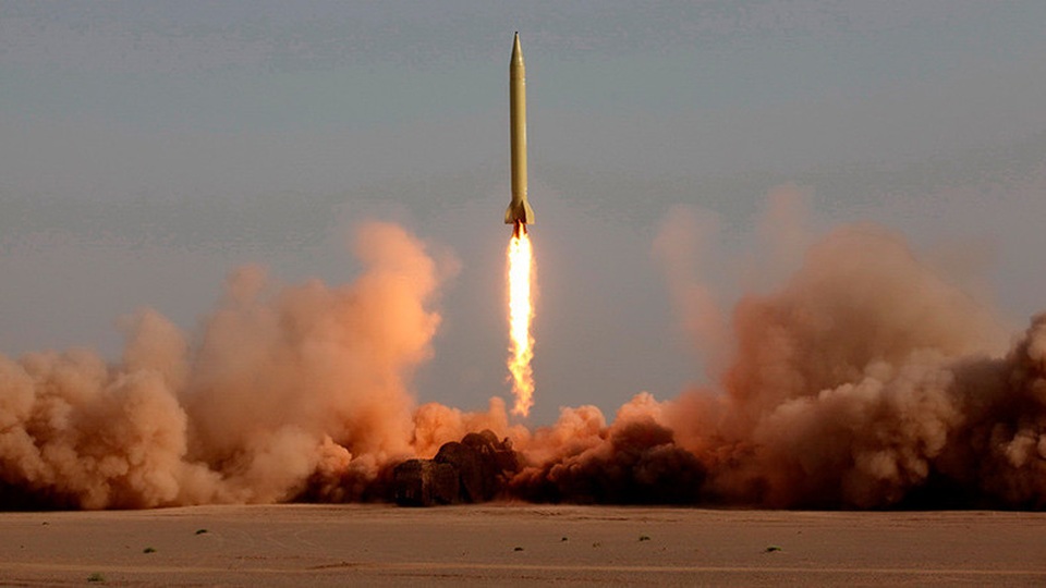 “Vũ khí lợi hại” giúp Iran đối phó sức mạnh quân sự áp đảo của Mỹ - 3 “Vũ khí lợi hại” giúp Iran đối phó sức mạnh quân sự áp đảo của Mỹ - 3
