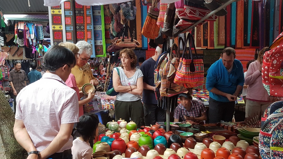 Nét nguyên sơ mang đậm bản sắc dân tộc ở phiên chợ lớn nhất Tây Bắc - 12 Nét nguyên sơ mang đậm bản sắc dân tộc ở phiên chợ lớn nhất Tây Bắc - 12