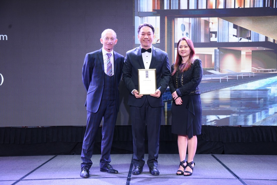 SonKim Land đạt 2 giải thưởng tại Lễ trao giải Bất động sản Châu Á Thái Bình Dương 2019 với dự án The Galleria Residence - 1 SonKim Land đạt 2 giải thưởng tại Lễ trao giải Bất động sản Châu Á Thái Bình Dương 2019 với dự án The Galleria Residence - 1