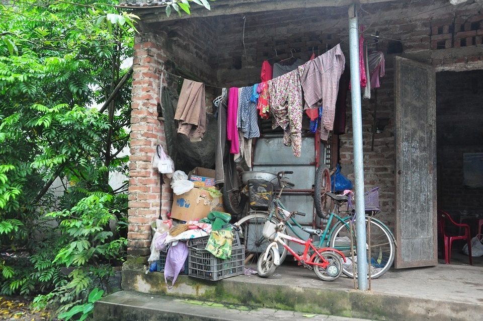 Nghẹn đắng người đàn bà đau đớn nhìn chồng chết đuối, con thần kinh đuổi chém - 3 Nghẹn đắng người đàn bà đau đớn nhìn chồng chết đuối, con thần kinh đuổi chém - 3