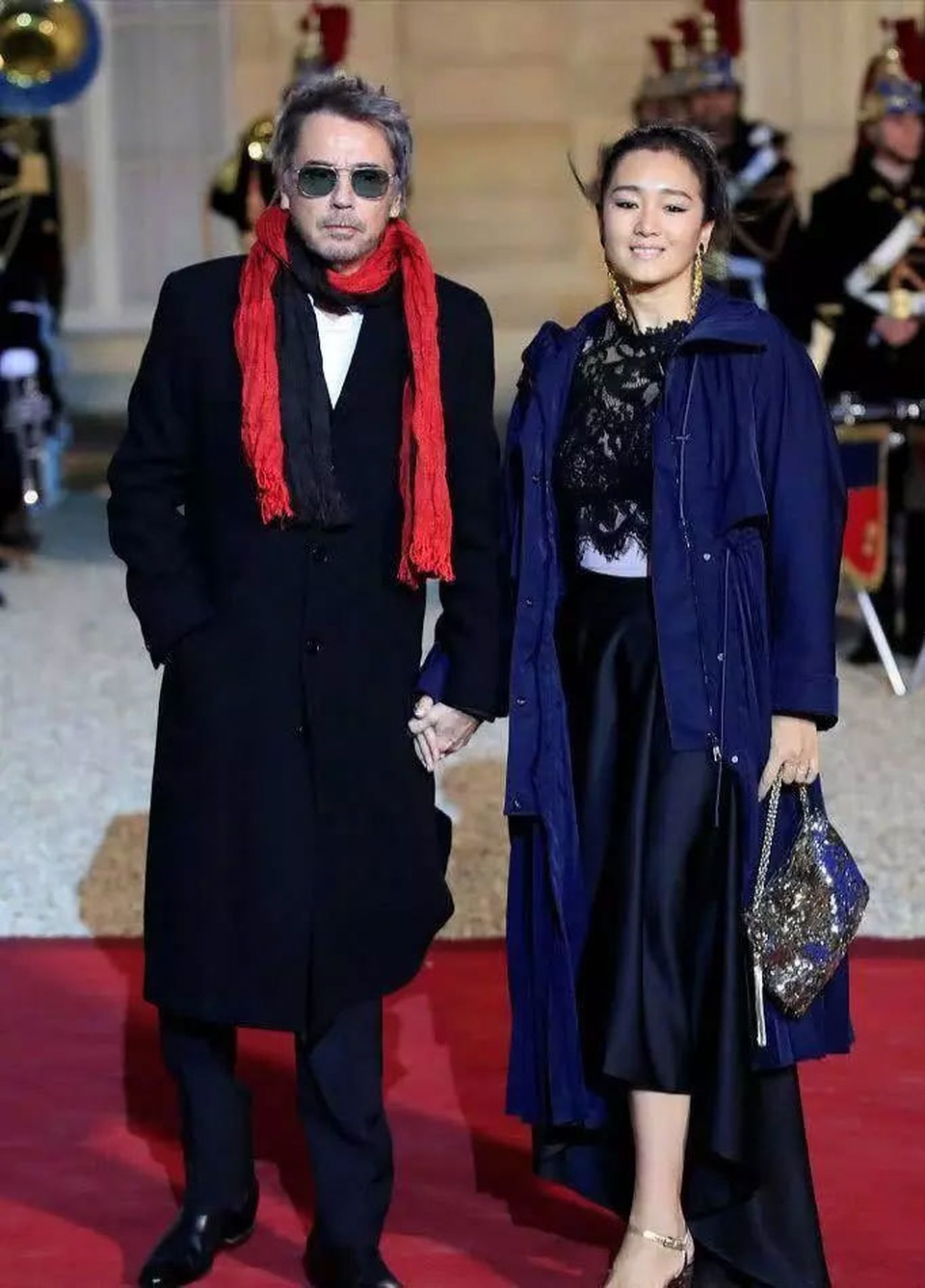 Vợ chồng Củng Lợi hạnh phúc sánh đôi tại LHP Cannes 2019 - 18 Vợ chồng Củng Lợi hạnh phúc sánh đôi tại LHP Cannes 2019 - 18