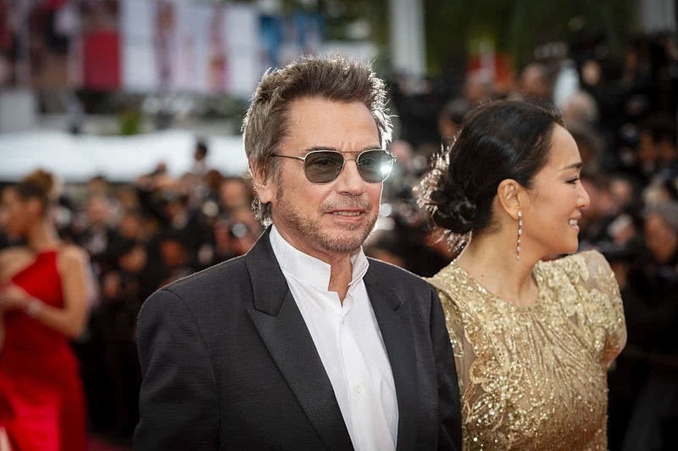 Vợ chồng Củng Lợi hạnh phúc sánh đôi tại LHP Cannes 2019 - 15 Vợ chồng Củng Lợi hạnh phúc sánh đôi tại LHP Cannes 2019 - 15