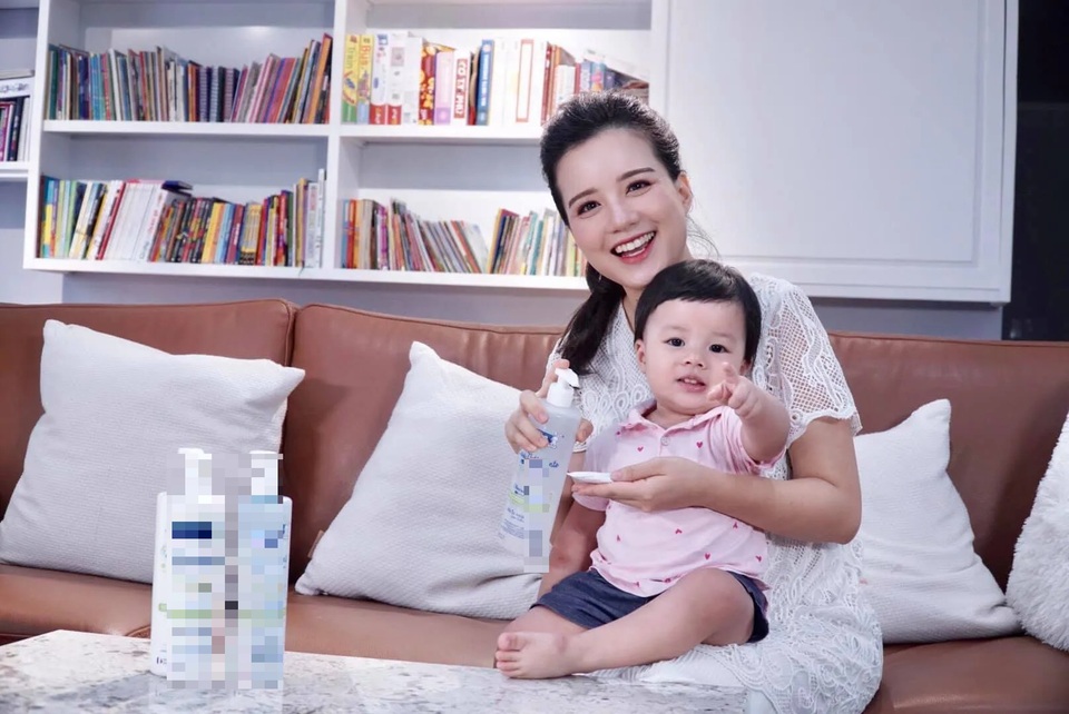 MC Minh Trang: “Tôi từng bị trầm cảm rất nặng vì biến cố hôn nhân khủng khiếp” - 3 MC Minh Trang: “Tôi từng bị trầm cảm rất nặng vì biến cố hôn nhân khủng khiếp” - 3