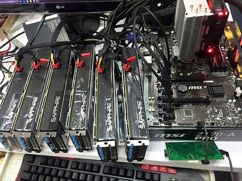 Nhà đầu tư bán gấp trâu cày Bitcoin vì lỗ đậm - 4 Nhà đầu tư bán gấp trâu cày Bitcoin vì lỗ đậm - 4