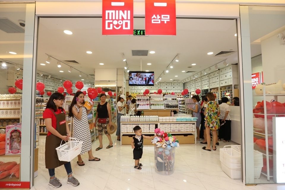 TTTM Sun Plaza Thụy Khuê hút khách ngày khai trương - 5 TTTM Sun Plaza Thụy Khuê hút khách ngày khai trương - 5