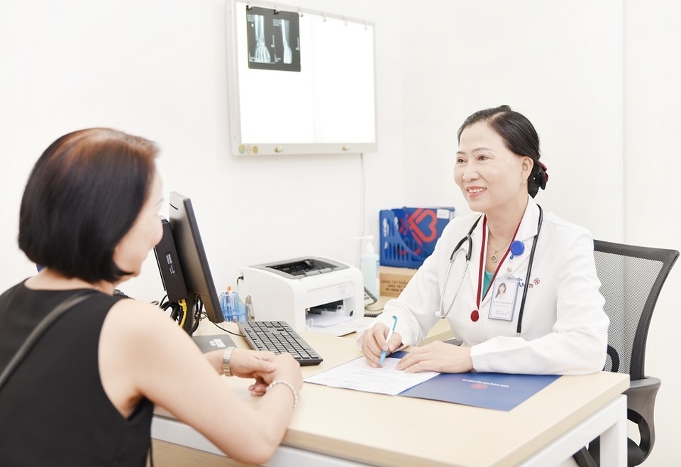 Khám, tư vấn miễn phí nhiều bệnh lý nguy hiểm - 1 Khám, tư vấn miễn phí nhiều bệnh lý nguy hiểm - 1