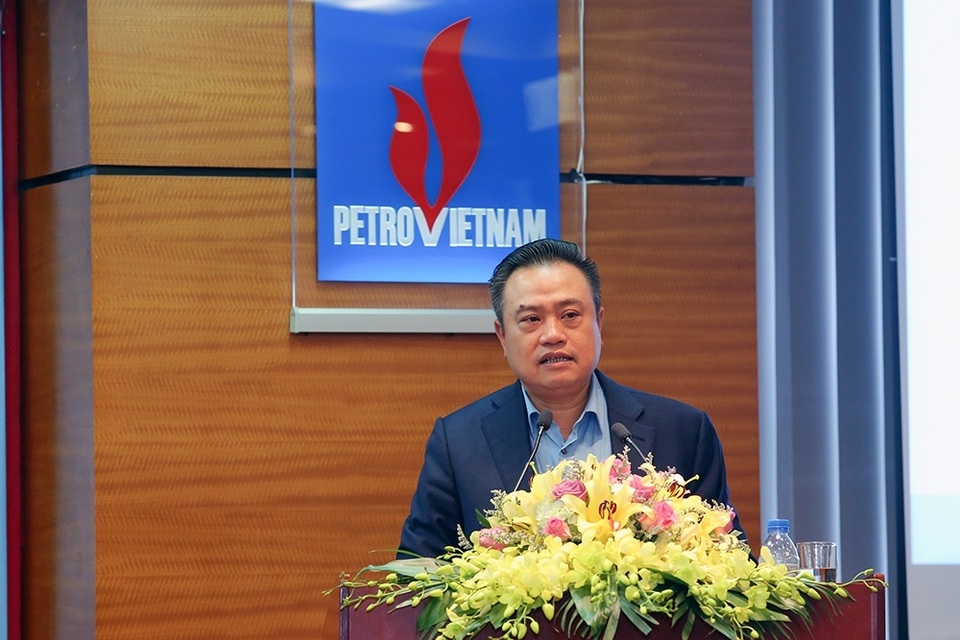 Lãnh đạo Tập đoàn PVN đối thoại với người lao động - 4 Lãnh đạo Tập đoàn PVN đối thoại với người lao động - 4