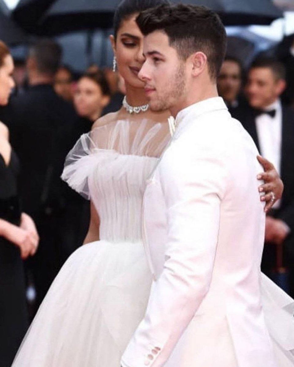 Priyanka Chopra - Nick Jonas: Cặp đôi nổi bật nhất LHP Cannes - 1 Priyanka Chopra - Nick Jonas: Cặp đôi nổi bật nhất LHP Cannes - 1