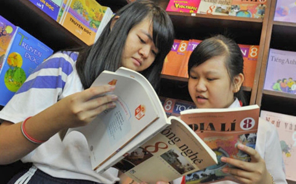 Bộ trưởng Nhạ “hứa” xoá độc quyền sách giáo khoa - 1 Bộ trưởng Nhạ “hứa” xoá độc quyền sách giáo khoa - 1
