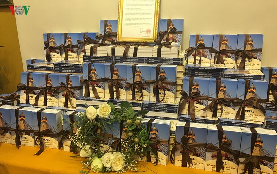 Thủ tướng Nepal dự giới thiệu sách Nepal- Hòa bình trong tầm tay - 4