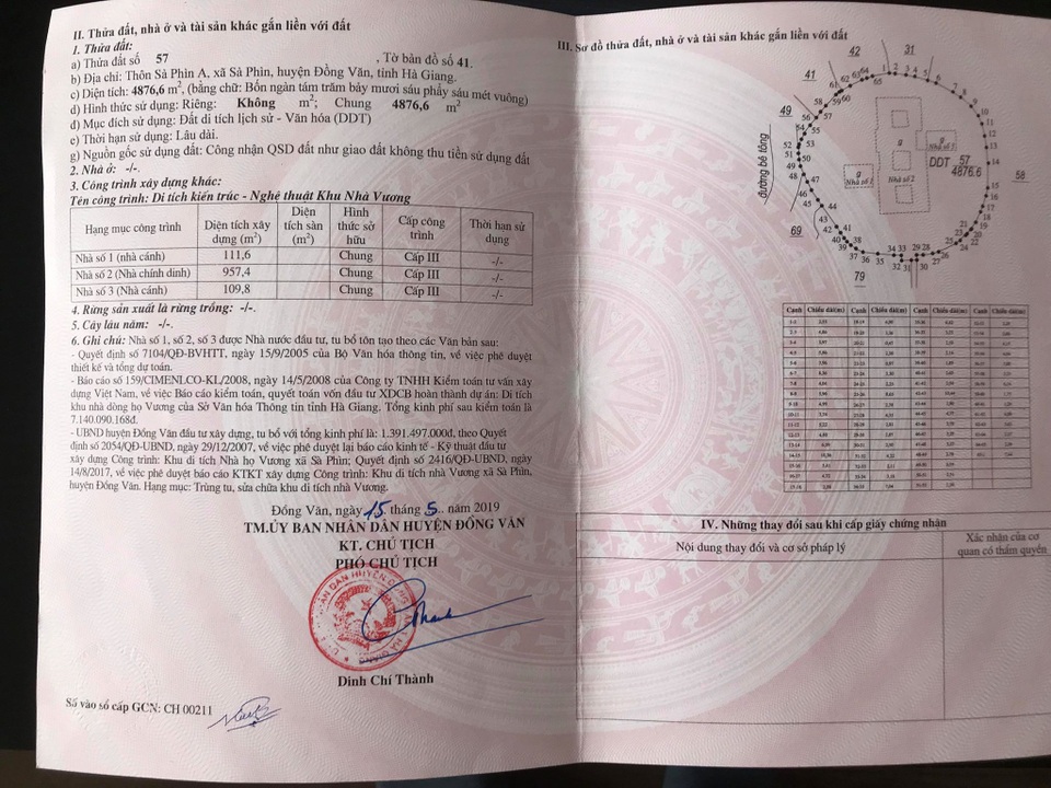Huyện Đồng Văn trả lại sổ đỏ dinh thự Vua Mèo cho gia tộc họ Vương - 3 Huyện Đồng Văn trả lại sổ đỏ dinh thự Vua Mèo cho gia tộc họ Vương - 3