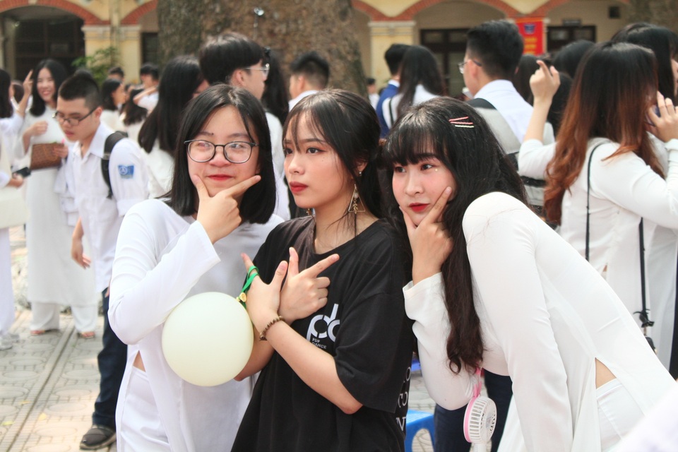 Những nữ sinh xinh đẹp, dễ thương trường Phan Đình Phùng ngày bế giảng - 11 Những nữ sinh xinh đẹp, dễ thương trường Phan Đình Phùng ngày bế giảng - 11