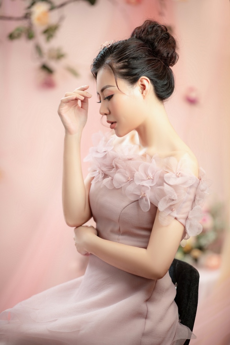 Lan Cave Thanh Hương của Quỳnh Búp Bê tiết lộ về ông xã - 11 Lan Cave Thanh Hương của Quỳnh Búp Bê tiết lộ về ông xã - 11