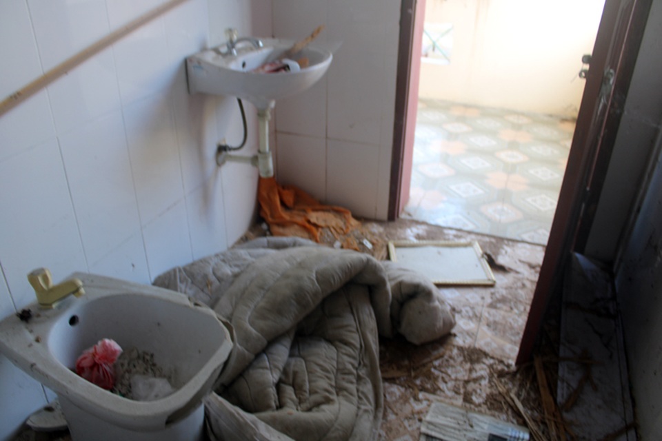 Xót xa trường học hơn 16 tỷ đồng chỉ làm nơi... phơi rơm, nuôi gà! - 8 Xót xa trường học hơn 16 tỷ đồng chỉ làm nơi... phơi rơm, nuôi gà! - 8