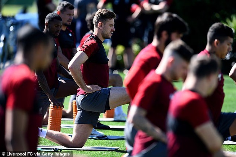 Liverpool nhanh chóng tập luyện sau khi tới Tây Ban Nha - 5 Liverpool nhanh chóng tập luyện sau khi tới Tây Ban Nha - 5