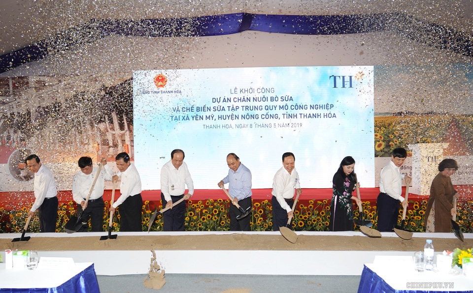 Tập đoàn TH đồng hành với người nông dân, đánh thức tiềm năng vùng đất “chưa mưa đã lụt, chưa nắng đã hạn” - 1 Tập đoàn TH đồng hành với người nông dân, đánh thức tiềm năng vùng đất “chưa mưa đã lụt, chưa nắng đã hạn” - 1
