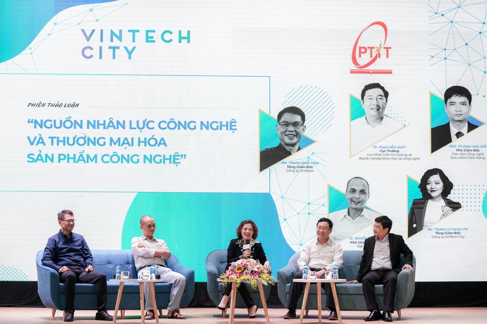 Vingroup hỗ trợ toàn diện startup Việt theo mô hình “Silicon Valley” - 2 Vingroup hỗ trợ toàn diện startup Việt theo mô hình “Silicon Valley” - 2