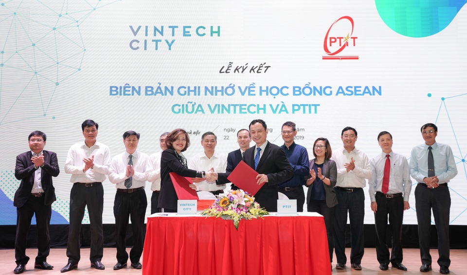 Vingroup hỗ trợ toàn diện startup Việt theo mô hình “Silicon Valley” - 4 Vingroup hỗ trợ toàn diện startup Việt theo mô hình “Silicon Valley” - 4