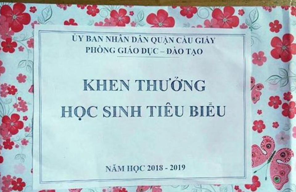 Phòng Giáo dục quận Cầu Giấy xin lỗi phụ huynh, học sinh về phần thưởng là tờ giấy - 2 Phòng Giáo dục quận Cầu Giấy xin lỗi phụ huynh, học sinh về phần thưởng là tờ giấy - 2