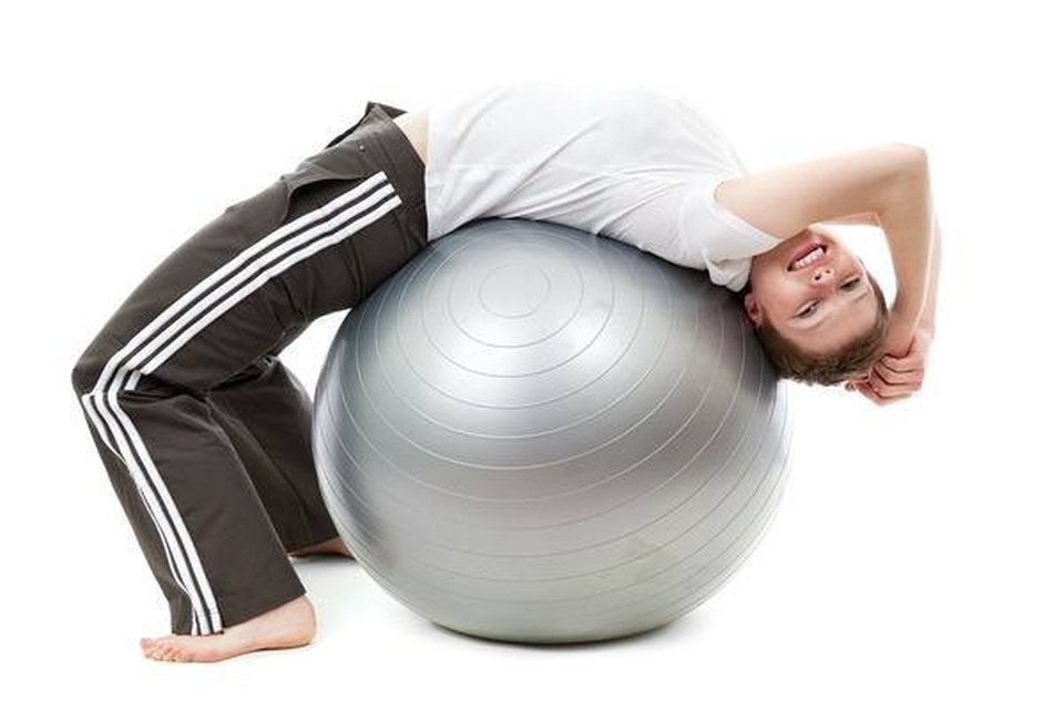 6 bài tập đơn giản giúp giảm nhanh mỡ đùi - 3 6 bài tập đơn giản giúp giảm nhanh mỡ đùi - 3