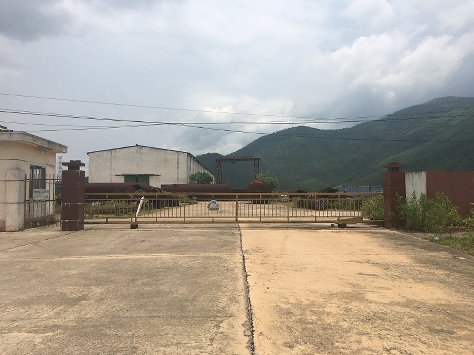 Cận cảnh dự án nhà máy gang thép ngàn tỷ hoang phế sau 11 năm khởi công - 3 Cận cảnh dự án nhà máy gang thép ngàn tỷ hoang phế sau 11 năm khởi công - 3