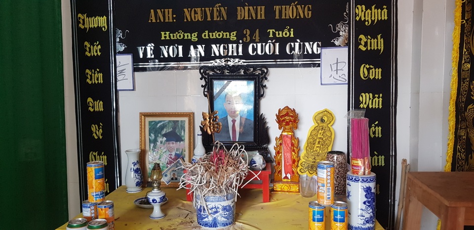 Bạn đọc Dân trí giúp đỡ hơn 100 triệu đồng đến người mẹ và 3 đứa con thơ dại lâm cảnh đường cùng - 4 Bạn đọc Dân trí giúp đỡ hơn 100 triệu đồng đến người mẹ và 3 đứa con thơ dại lâm cảnh đường cùng - 4
