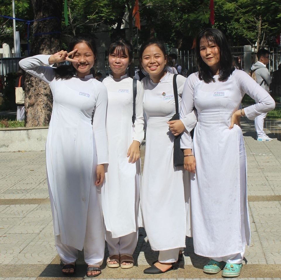 Khoảnh khắc khó quên ngày chia tay tuổi học trò - 6 Khoảnh khắc khó quên ngày chia tay tuổi học trò - 6