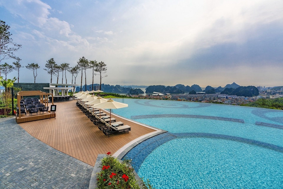 Khai trương Bamboo Airways Tower, FLC Hotels Resorts tung mưa voucher nghỉ dưỡng siêu tiết kiệm - 3 Khai trương Bamboo Airways Tower, FLC Hotels Resorts tung mưa voucher nghỉ dưỡng siêu tiết kiệm - 3