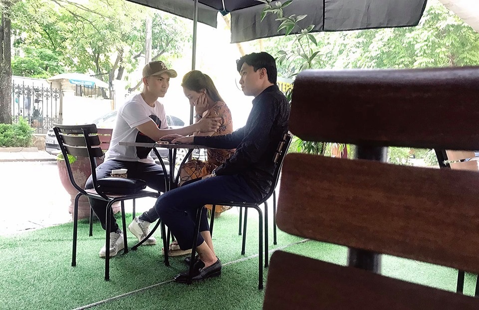 Cư dân mạng xôn xao cái kết chuyện tình Thư - Vũ “Về nhà đi con” - 1 Cư dân mạng xôn xao cái kết chuyện tình Thư - Vũ “Về nhà đi con” - 1