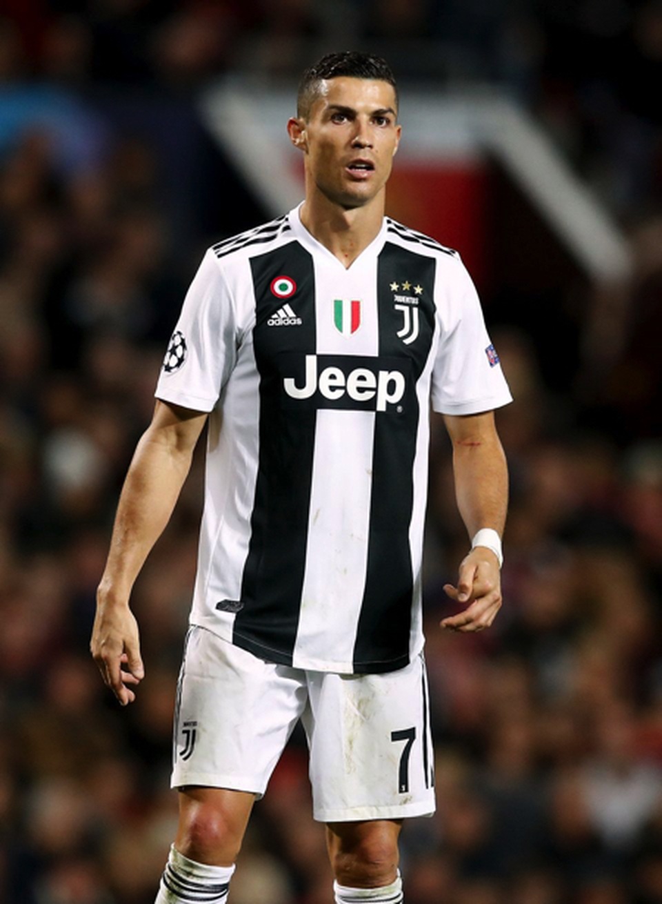 C.Ronaldo hầu toà vì cáo buộc hiếp dâm sau khi… lộ địa chỉ nhà - 1 C.Ronaldo hầu toà vì cáo buộc hiếp dâm sau khi… lộ địa chỉ nhà - 1