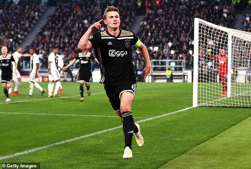 Man Utd định “lấy tiền đè người” với thương vụ Matthijs de Ligt - 1 Man Utd định “lấy tiền đè người” với thương vụ Matthijs de Ligt - 1