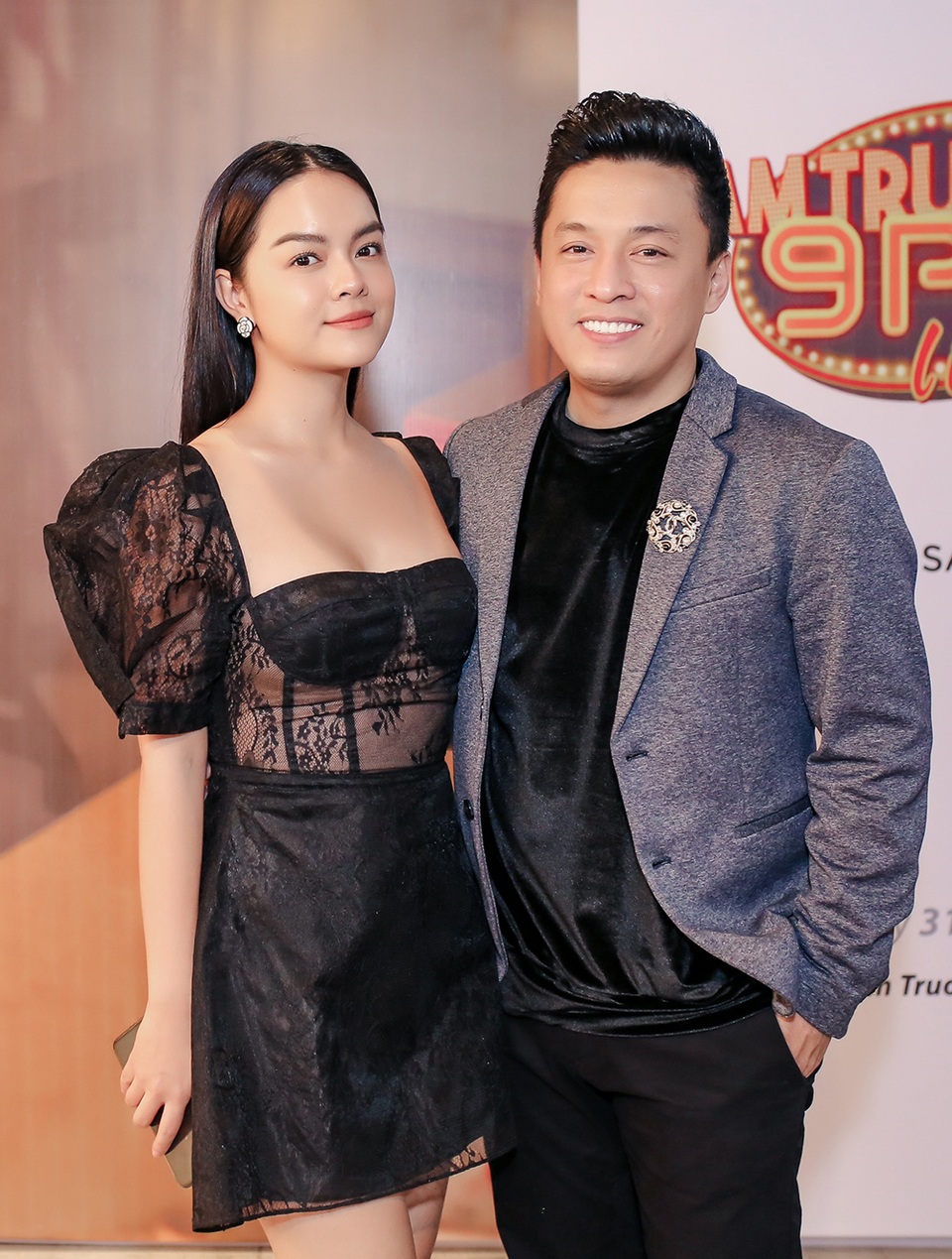 Lam Trường khóa môi vợ trước đám đông, xóa tin đồn hôn nhân rạn nứt - 9 Lam Trường khóa môi vợ trước đám đông, xóa tin đồn hôn nhân rạn nứt - 9