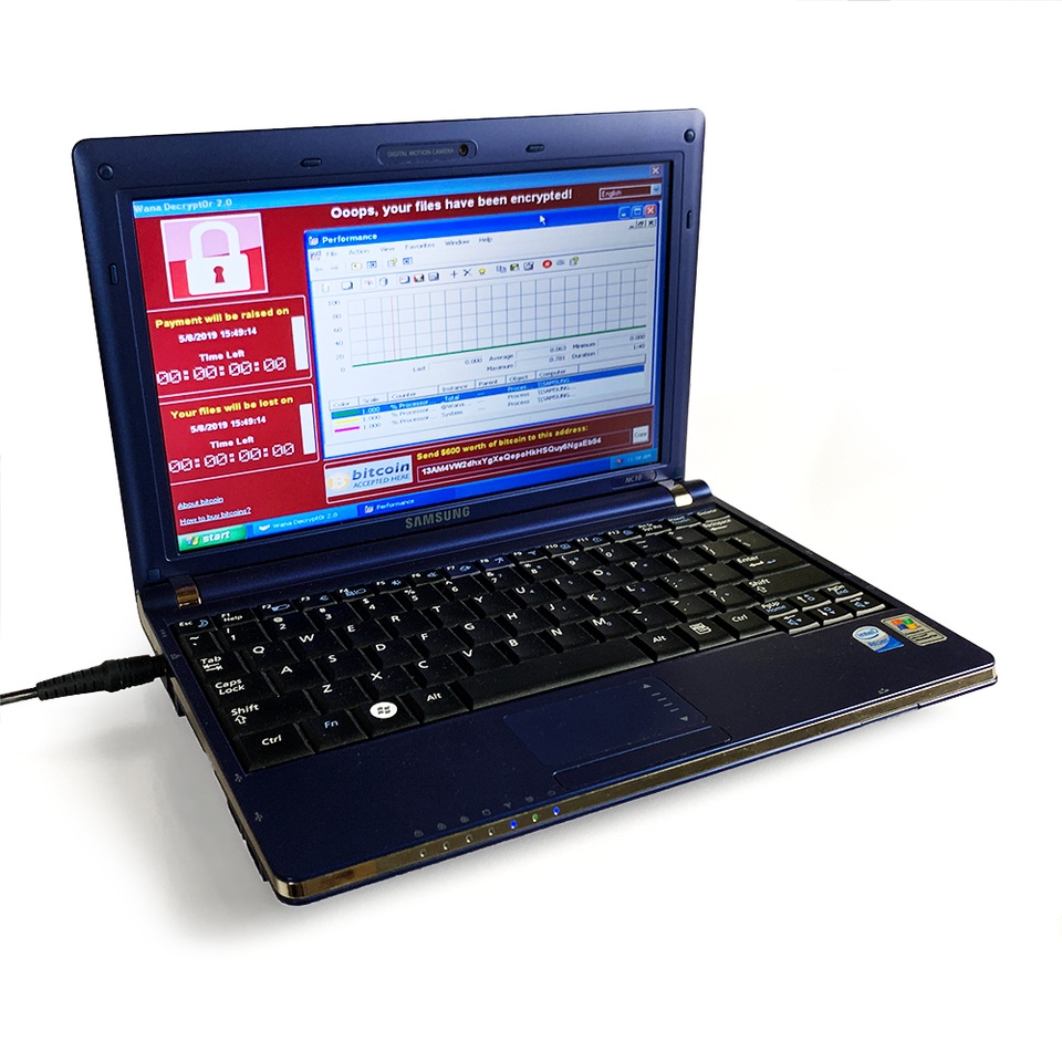 Chiếc laptop bị lây nhiễm 6 loại mã độc cực nguy hiểm được bán đấu giá 1,2 triệu USD - 1 Chiếc laptop bị lây nhiễm 6 loại mã độc cực nguy hiểm được bán đấu giá 1,2 triệu USD - 1