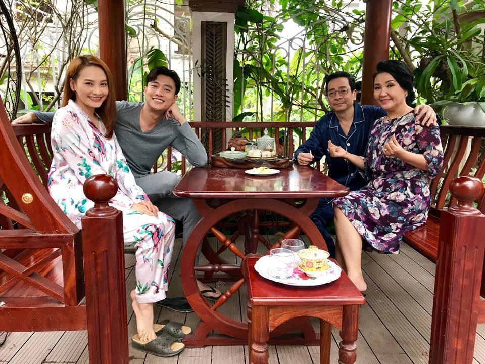 Cư dân mạng xôn xao cái kết chuyện tình Thư - Vũ “Về nhà đi con” - 6 Cư dân mạng xôn xao cái kết chuyện tình Thư - Vũ “Về nhà đi con” - 6