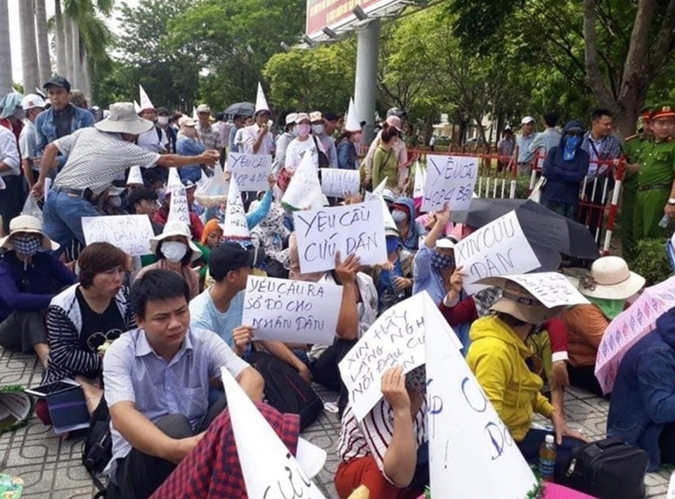 Đà Nẵng thời hậu sốt đất - 3 Đà Nẵng thời hậu sốt đất - 3