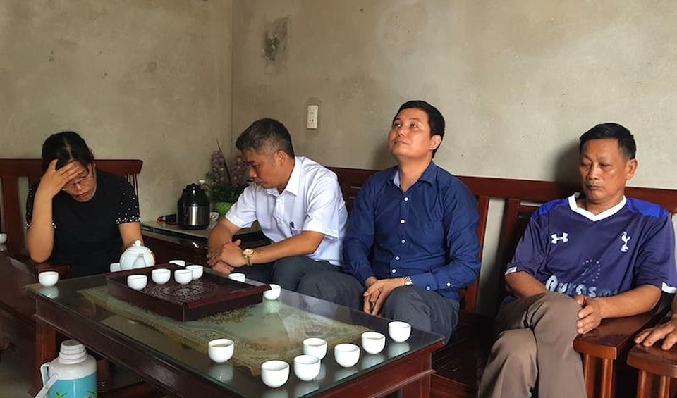 Vụ 3 cháu bé chết oan ức: Đến tận gia đình nạn nhân để khẳng định không xin lỗi! - 1 Vụ 3 cháu bé chết oan ức: Đến tận gia đình nạn nhân để khẳng định không xin lỗi! - 1
