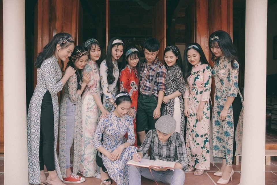 Học sinh xứ Thanh hóa thân thành nhân vật văn học trong bộ ảnh kỷ yếu cuối cấp - 4 Học sinh xứ Thanh hóa thân thành nhân vật văn học trong bộ ảnh kỷ yếu cuối cấp - 4